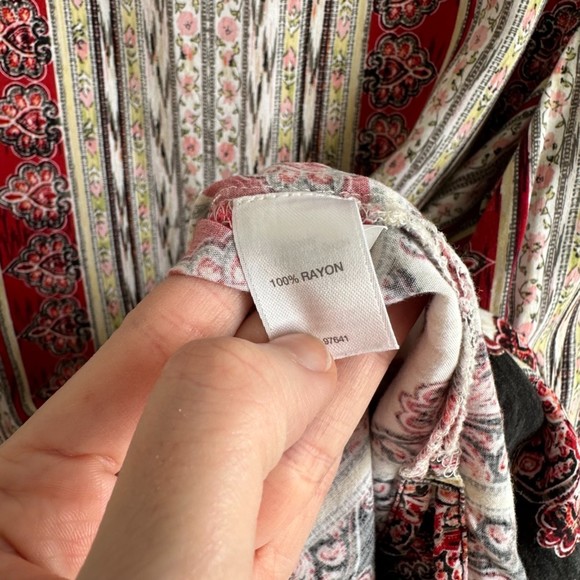 J.Jill Geometric Multicolor Rayon Ladies Career Blouse, M - Picture 7 of 7